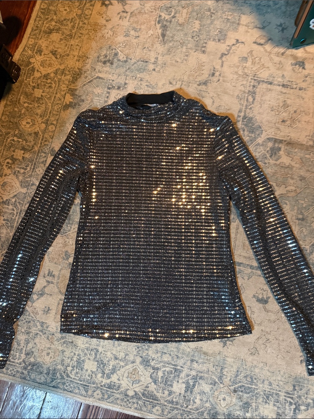 Sequin Long-Sleeve Mock Neck Women's Top - Black
